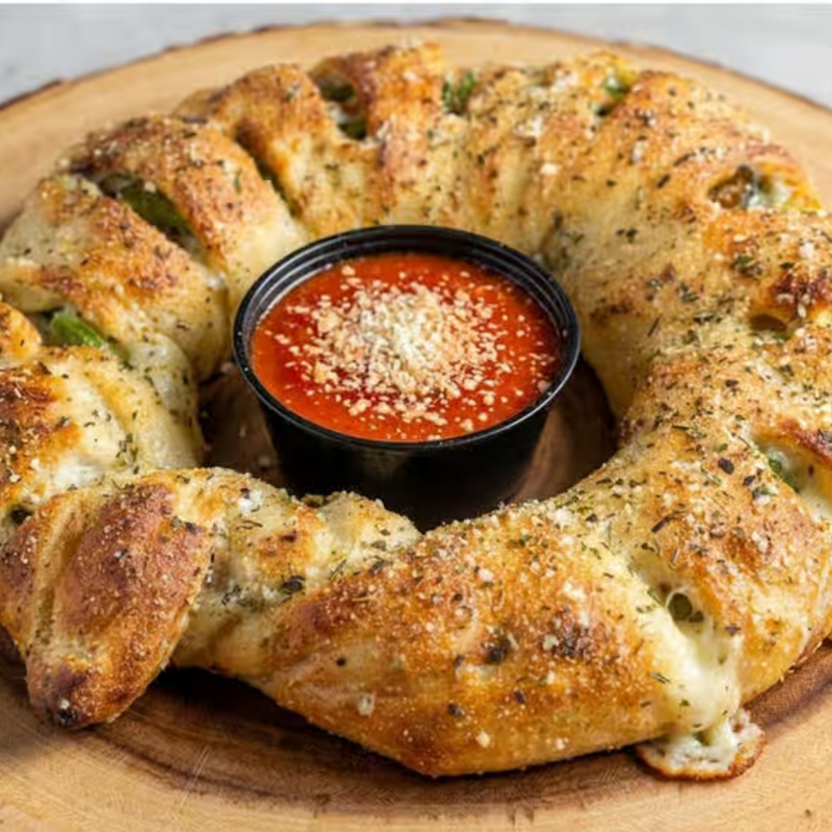 Honey Hawaiian, Cheese Steak, BBQ, or Margherita Calzone Ring