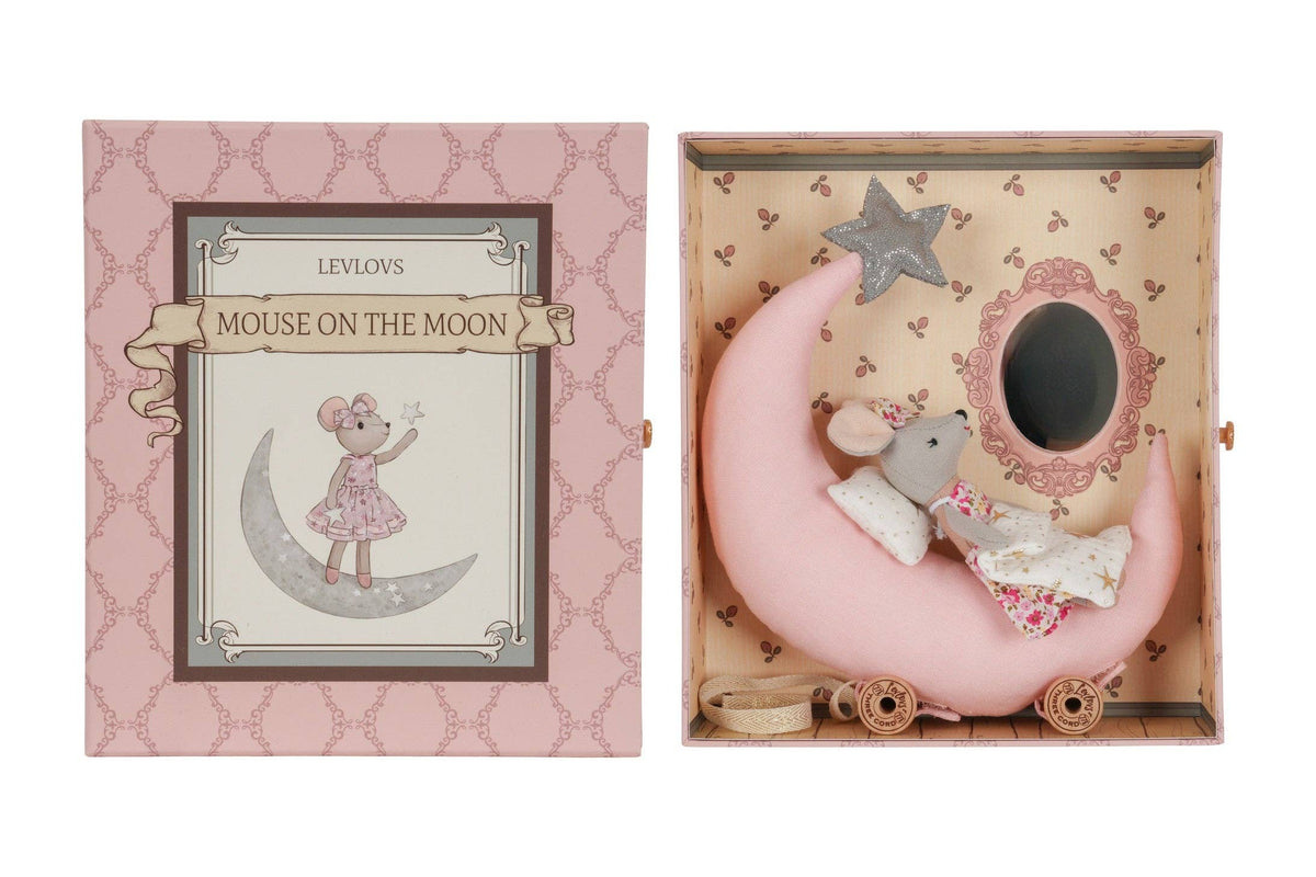Mouse and the Moon, Sweet Dreams Mouse