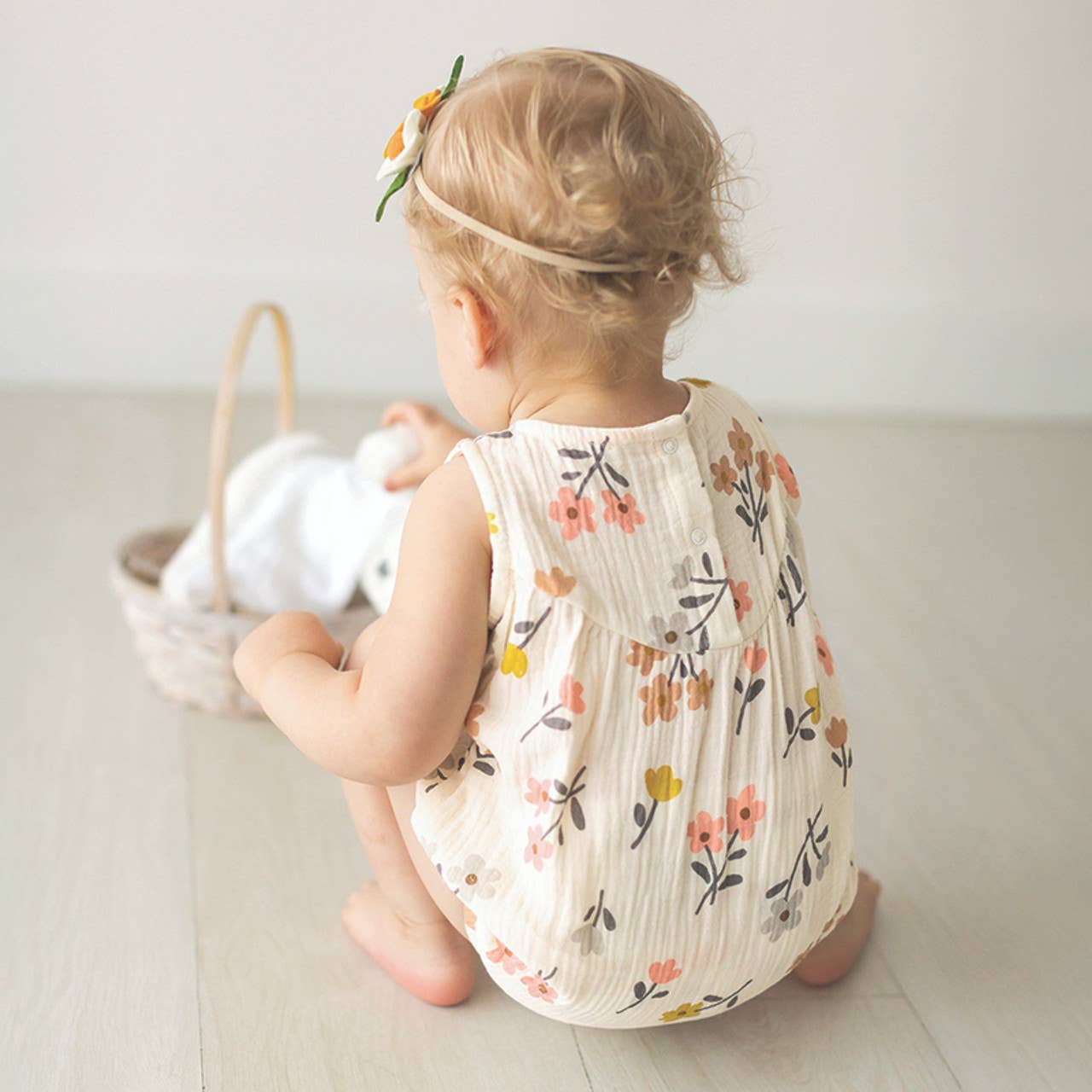 Sleeveless Muslin Romper - Floral - Muslin (100% cotton) / 6-12 mo